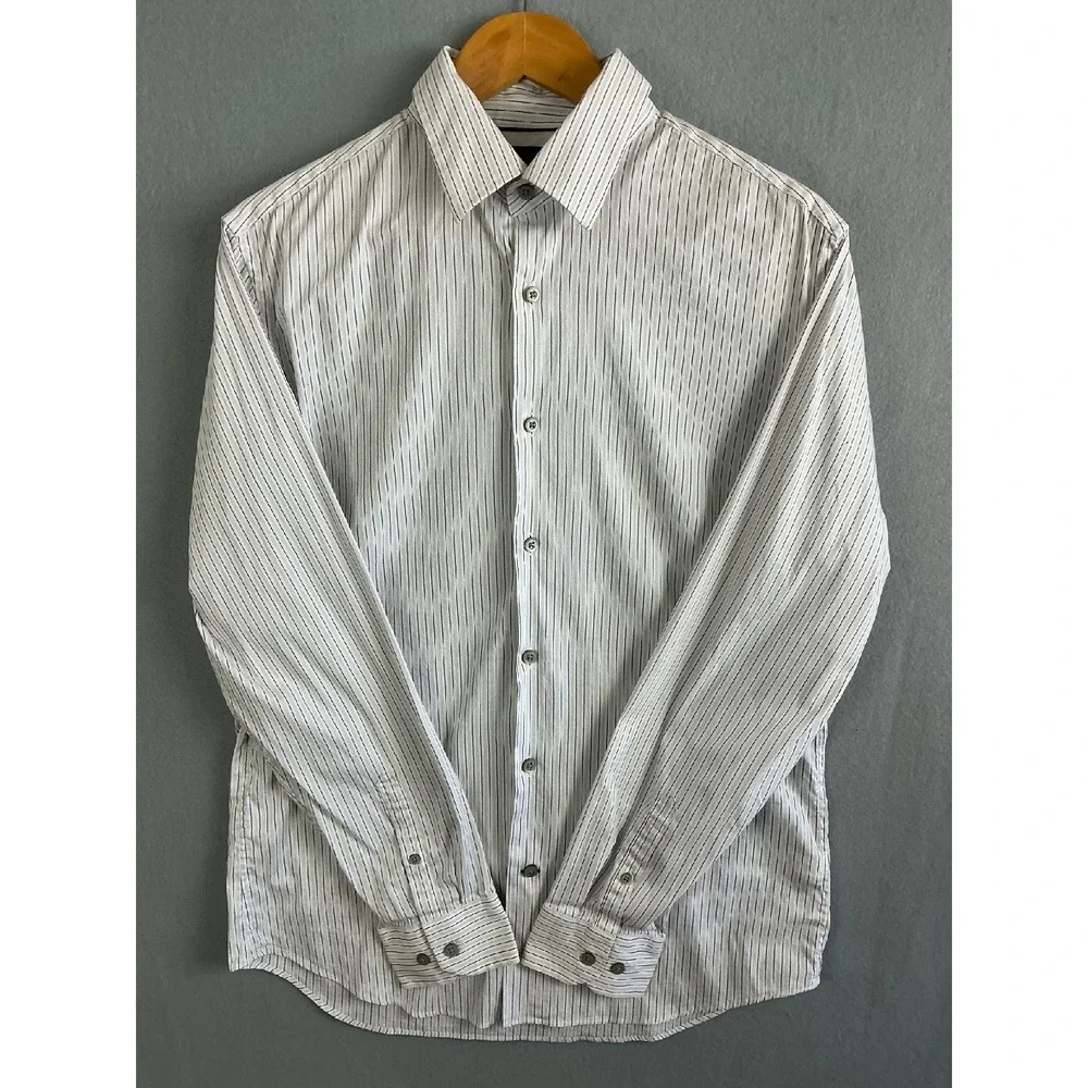 Banana Republic Button Up Men's Medium Long Sleeve Striped‎